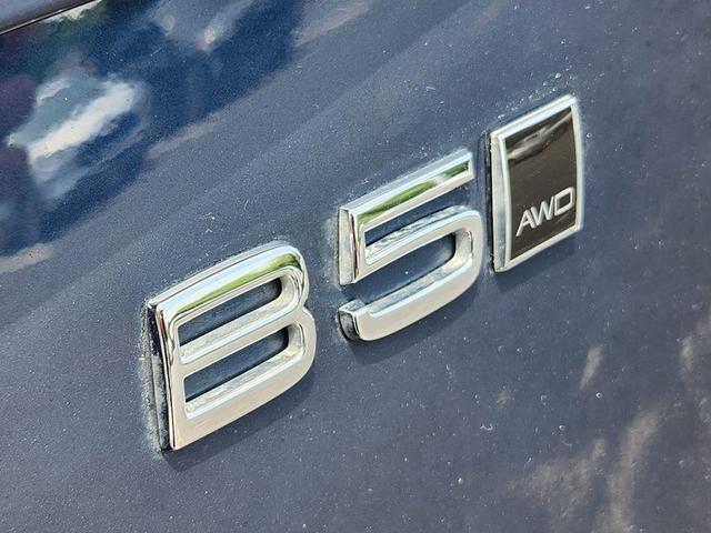 Photo of 2025 Denim Blue Metallic Volvo XC90