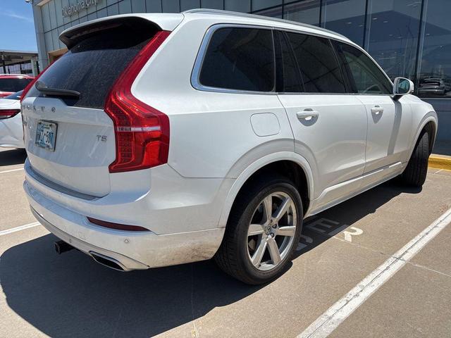 Photo of 2021 Crystal White Metallic Volvo XC90