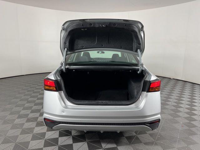 Photo of 2024 Brilliant Silver Metallic Nissan Altima