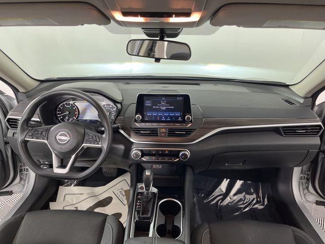 Photo of 2024 Brilliant Silver Metallic Nissan Altima