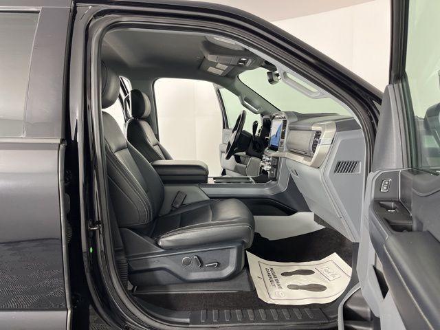 Photo of 2021 Black Ford F-150