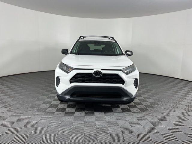 Photo of 2019 Super White Toyota RAV4
