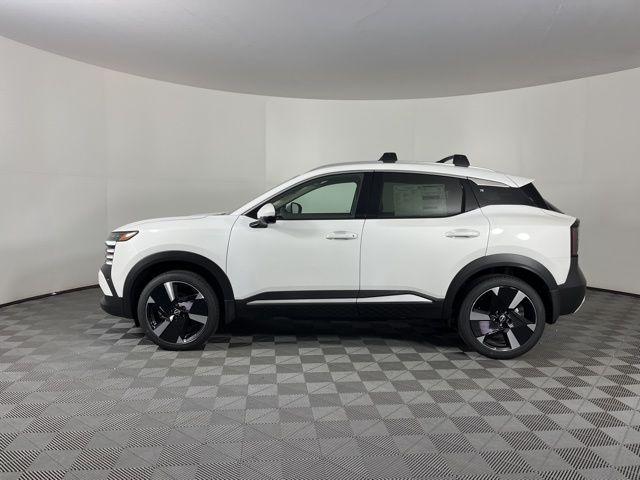 Photo of 2025 Aspen White Tri Nissan Kicks