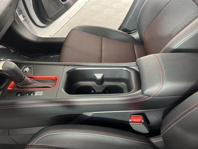 Photo of 2025 Aspen White Tri Nissan Kicks