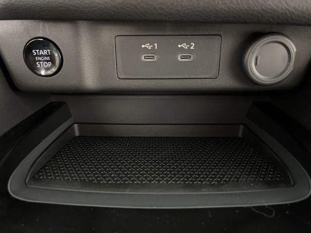 Photo of 2025 Gun Metallic Nissan Rogue
