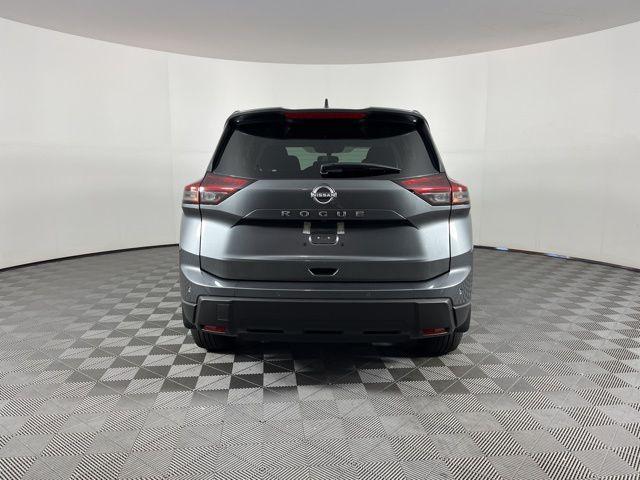 Photo of 2025 Gun Metallic Nissan Rogue