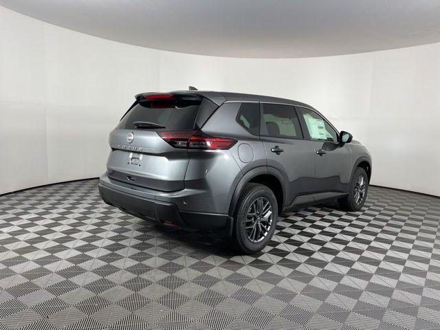 Photo of 2025 Gun Metallic Nissan Rogue