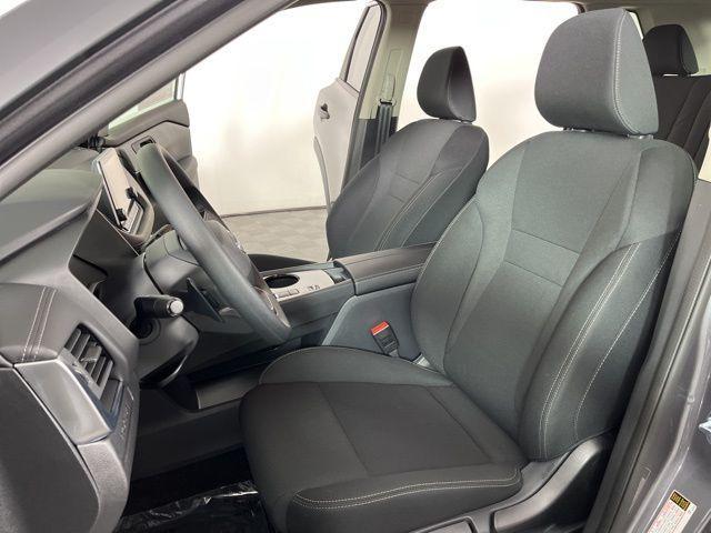 Photo of 2025 Gun Metallic Nissan Rogue