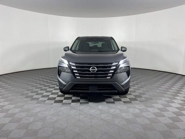 Photo of 2024 Gun Metallic Nissan Rogue
