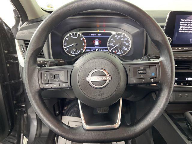 Photo of 2024 Gun Metallic Nissan Rogue
