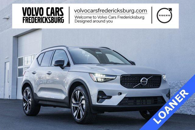 2025 Volvo XC40