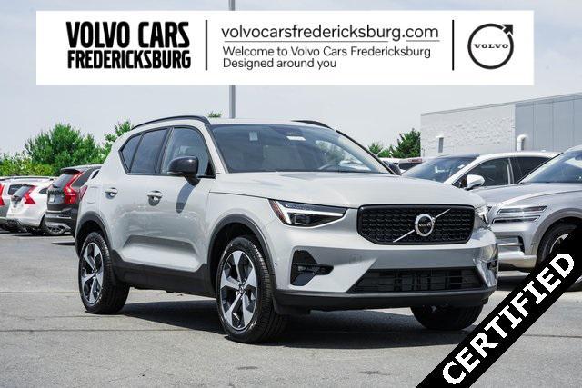 2025 Volvo XC40