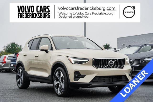 2025 Volvo XC40