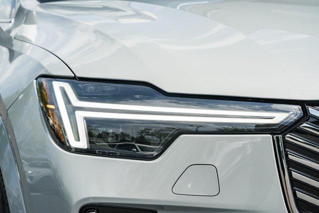 Photo of 2025 Vapour Grey Metallic Volvo XC90 Plug-In Hybrid