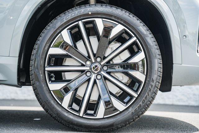 Photo of 2025 Vapour Grey Metallic Volvo XC90 Plug-In Hybrid