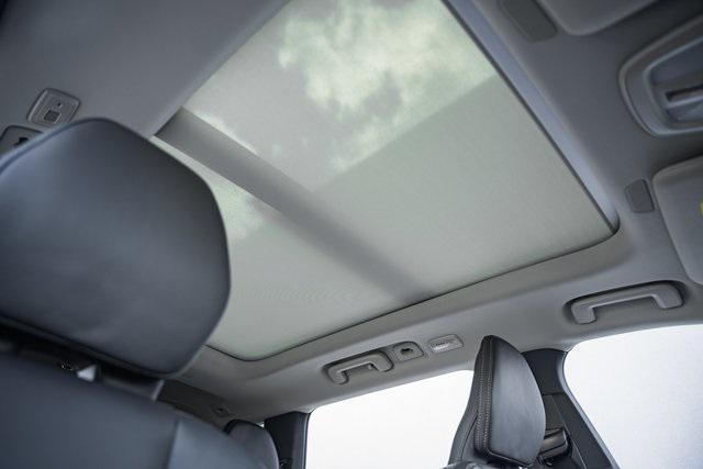 Photo of 2025 Crystal White Pearl Volvo XC90