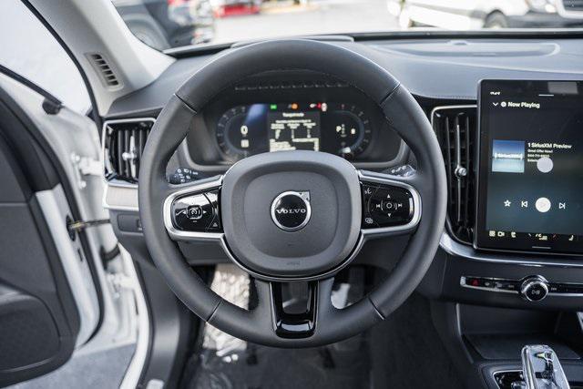 Photo of 2025 Crystal White Pearl Volvo XC90