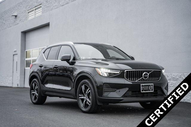 2025 Volvo XC40