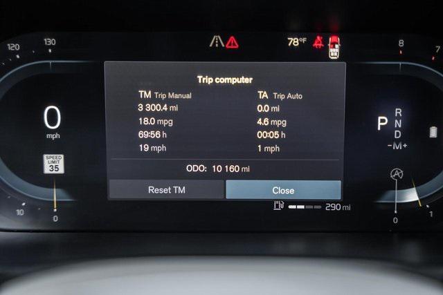 Photo of 2024 Onyx Black Metallic Volvo XC90