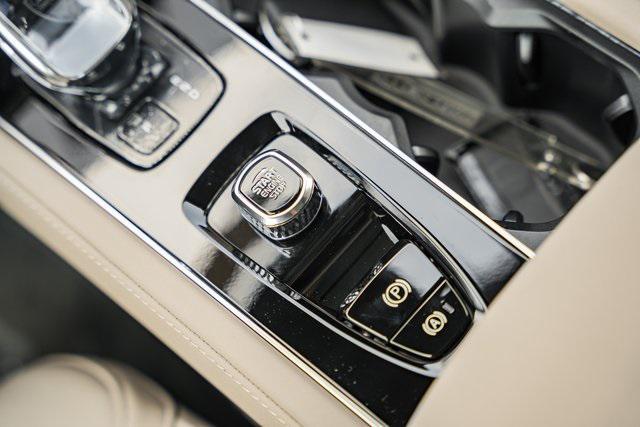 Photo of 2026 Crystal White Pearl Volvo XC90 Plug-In Hybrid