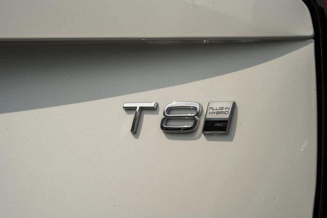 Photo of 2026 Crystal White Pearl Volvo XC90 Plug-In Hybrid