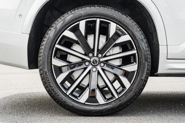 Photo of 2026 Crystal White Pearl Volvo XC90 Plug-In Hybrid