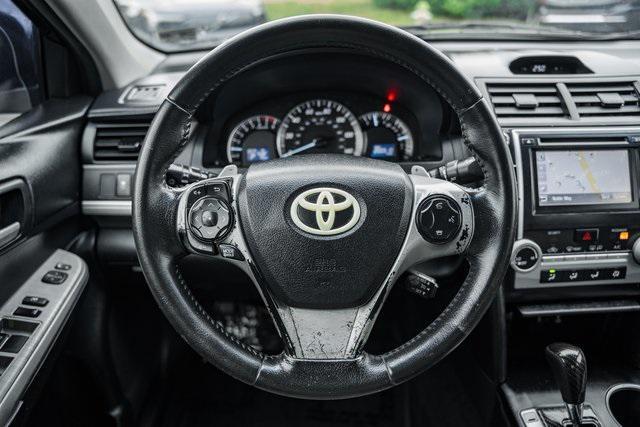 Photo of 2014 Attitude Black Metallic Toyota Camry