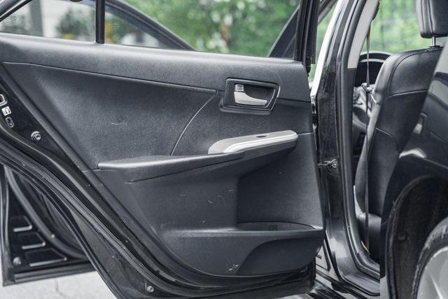 Photo of 2014 Attitude Black Metallic Toyota Camry
