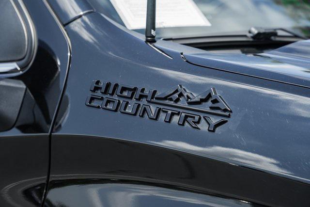 Photo of 2023 Black Chevrolet Silverado 1500