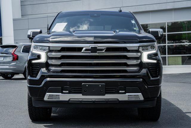 Photo of 2023 Black Chevrolet Silverado 1500