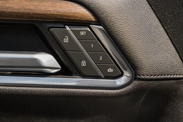 Photo of 2023 Black Chevrolet Silverado 1500