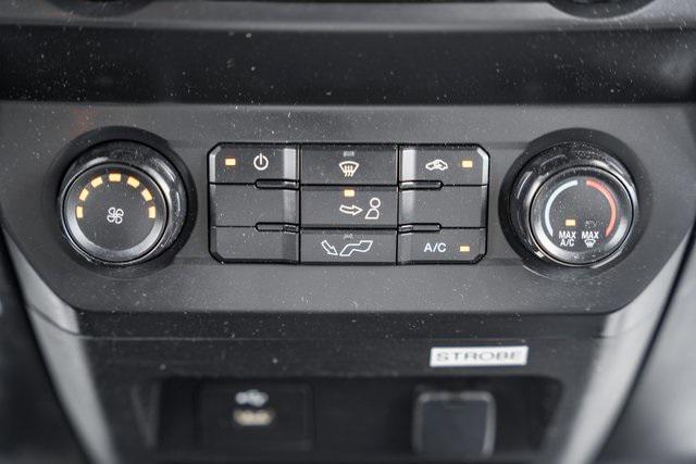 Photo of 2019 Oxford White Ford F-150