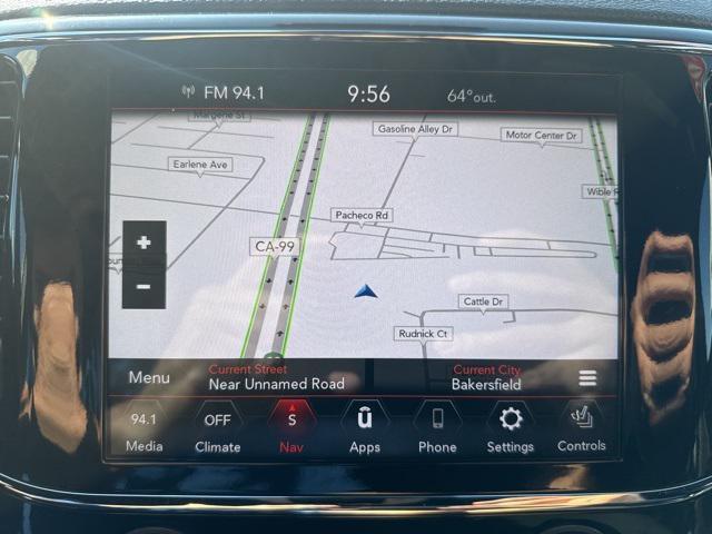 Photo of 2021 Bright White Clearcoat Jeep Grand Cherokee