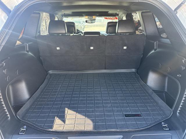 Photo of 2021 Bright White Clearcoat Jeep Grand Cherokee
