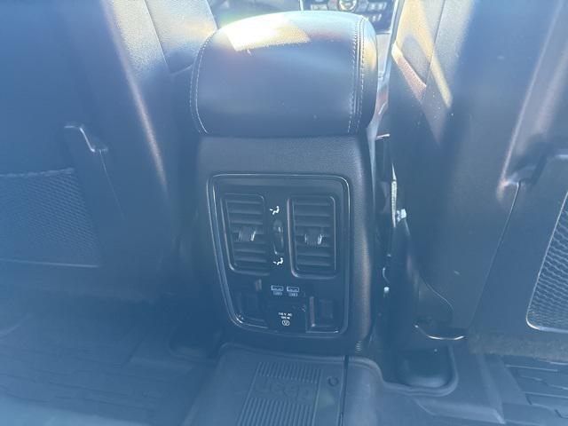 Photo of 2021 Bright White Clearcoat Jeep Grand Cherokee