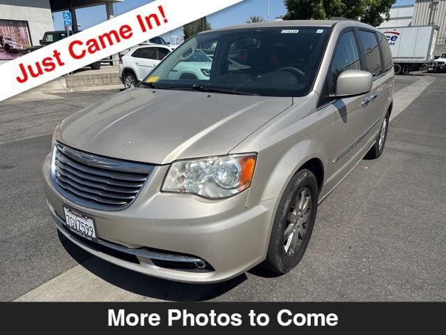 2015 Chrysler Town & Country