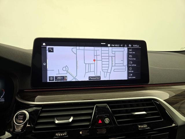 Photo of 2022 Gray BMW 530