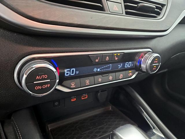 Photo of 2023 Silver Nissan Altima
