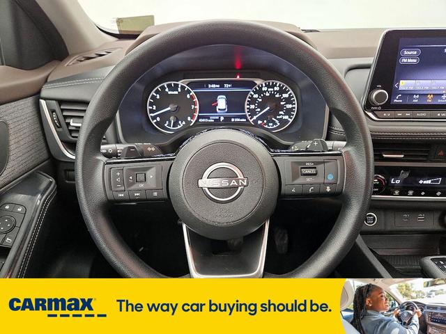 Photo of 2023 Silver Nissan Rogue