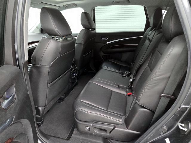 Photo of 2014 Gray Acura MDX