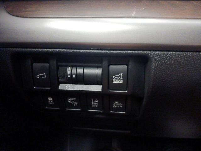 Photo of 2018 Blue Subaru Outback