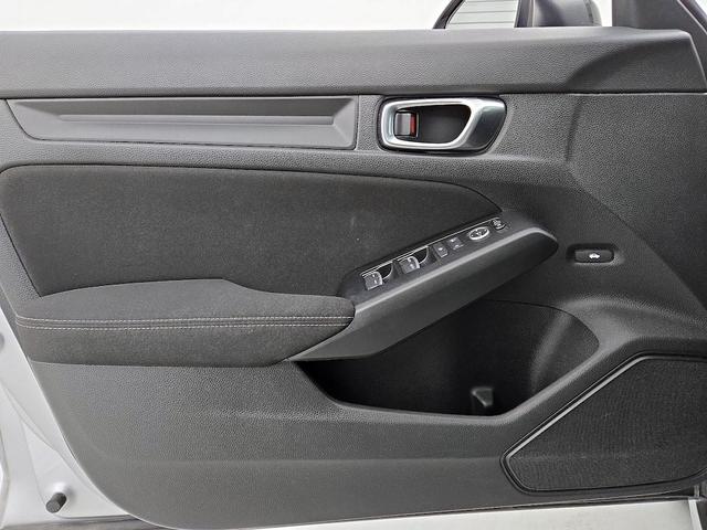 Photo of 2023 Silver Honda Civic