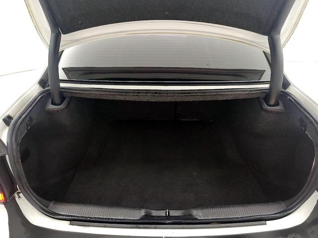 Photo of 2017 White Dodge Charger