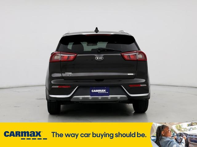 Photo of 2017 Black Kia Niro