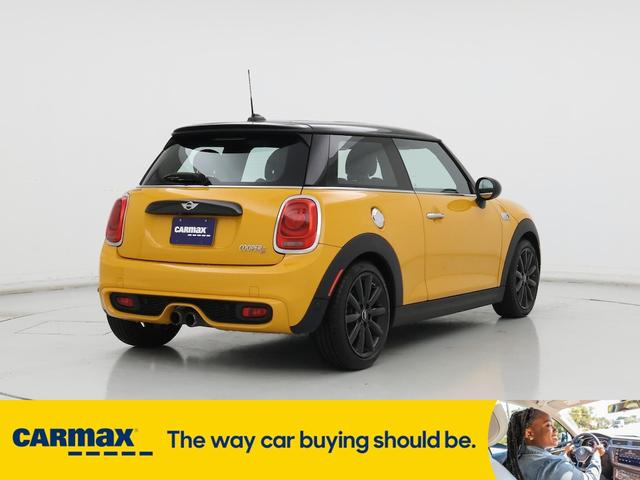 Photo of 2014 Orange MINI Hardtop