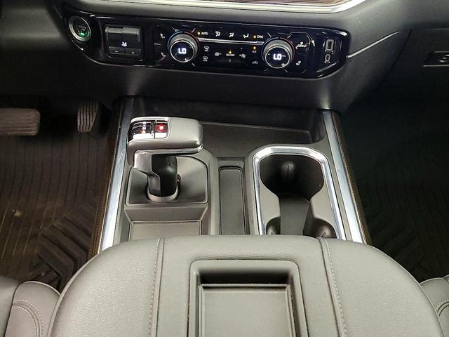 Photo of 2022 Red Chevrolet Silverado 1500