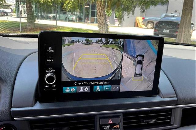 Photo of 2025 Obsidian Blue Pearl Honda Pilot