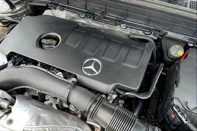 Photo of 2022 Mountain Grey Metallic Mercedes-Benz GLB 250