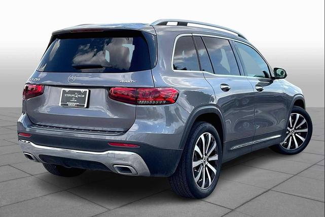 Photo of 2022 Mountain Grey Metallic Mercedes-Benz GLB 250