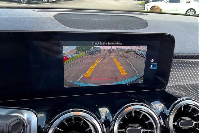 Photo of 2022 Mountain Grey Metallic Mercedes-Benz GLB 250